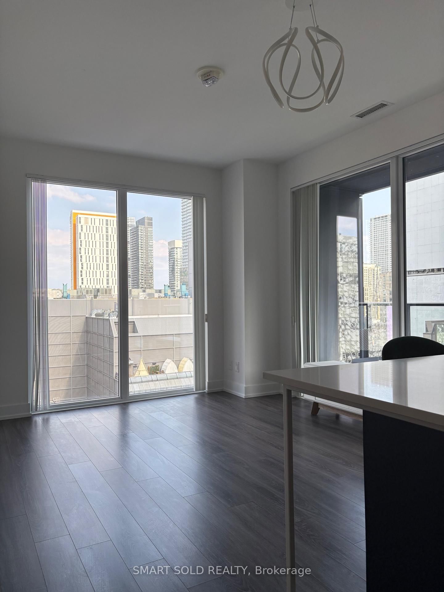 20 Edward Street, Unit 904 - Photo 24