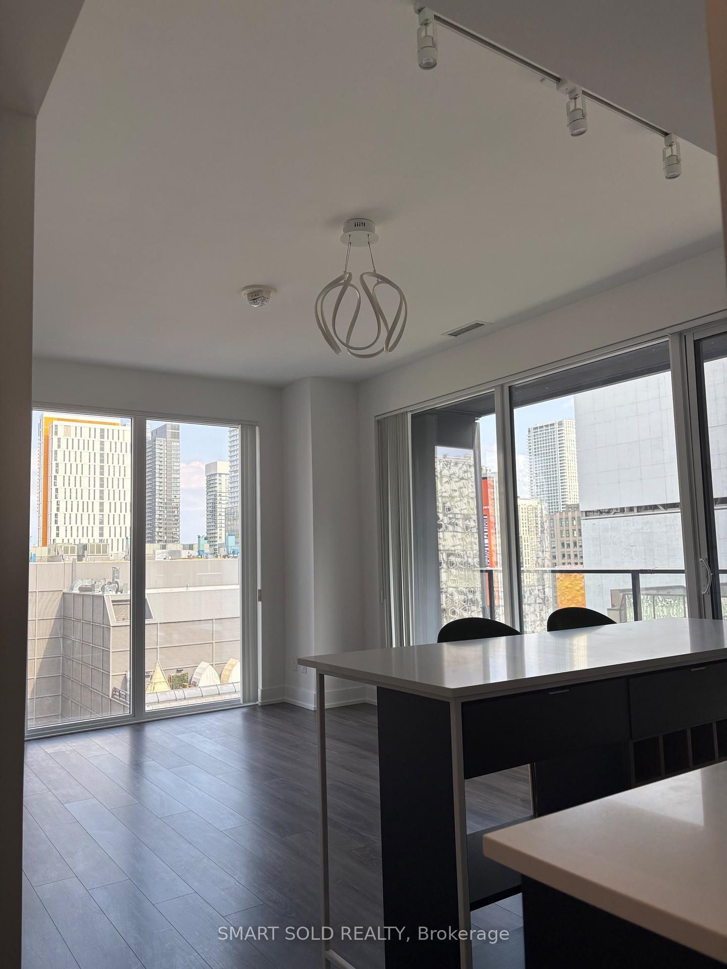 20 Edward Street, Unit 904 - Photo 26