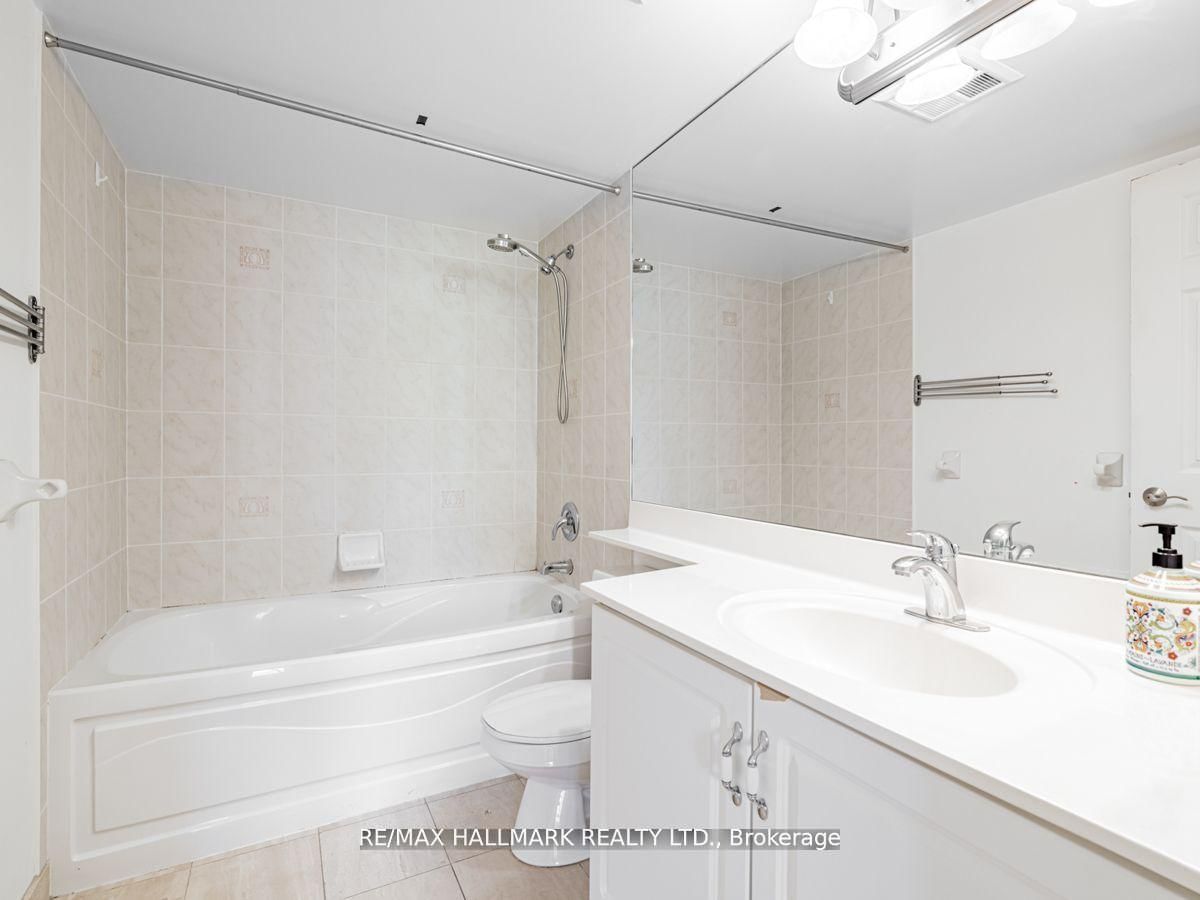 80 Harrison Garden Boulevard, Unit 927 - Photo 17