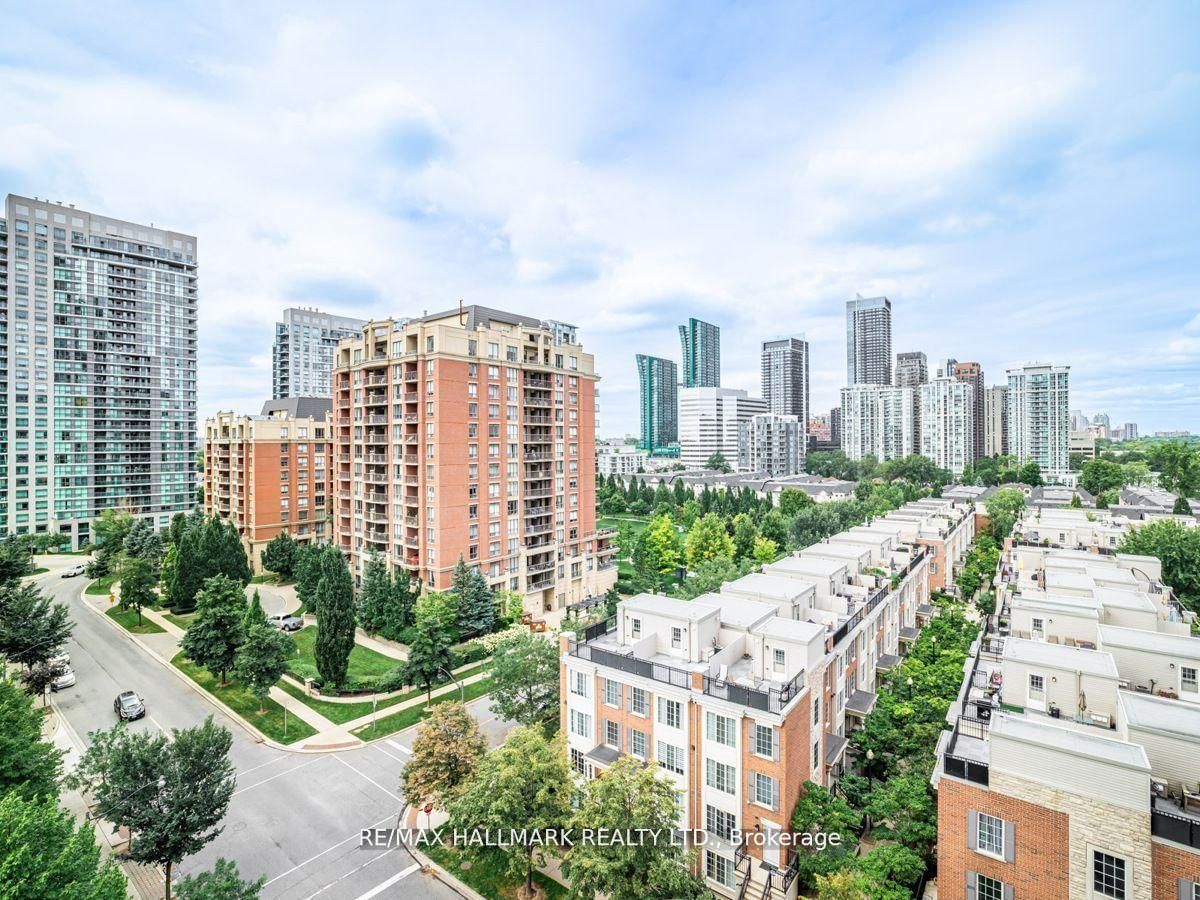 80 Harrison Garden Boulevard, Unit 927 - Photo 25