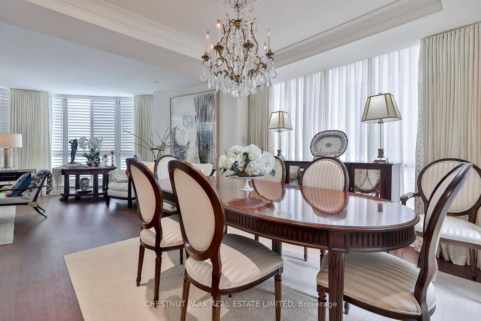 77 Avenue Road, Unit 204 - Photo 11