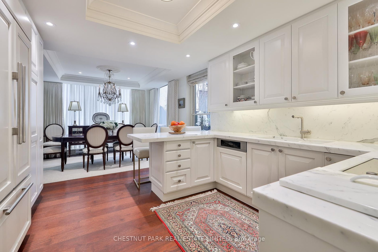 77 Avenue Road, Unit 204 - Photo 12