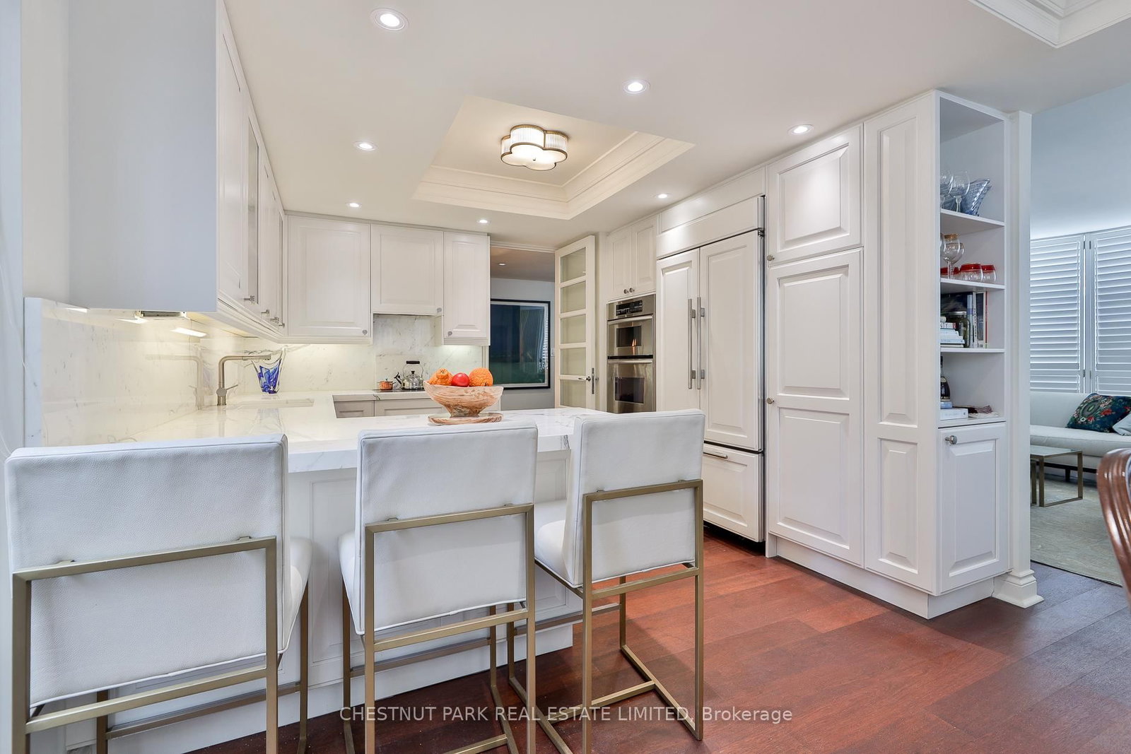 77 Avenue Road, Unit 204 - Photo 13