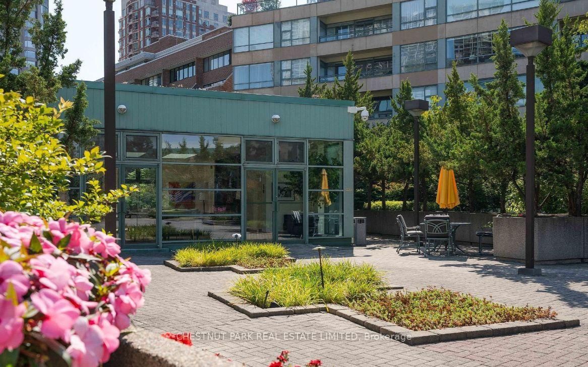 77 Avenue Road • #204 • Toronto, ON photo 29