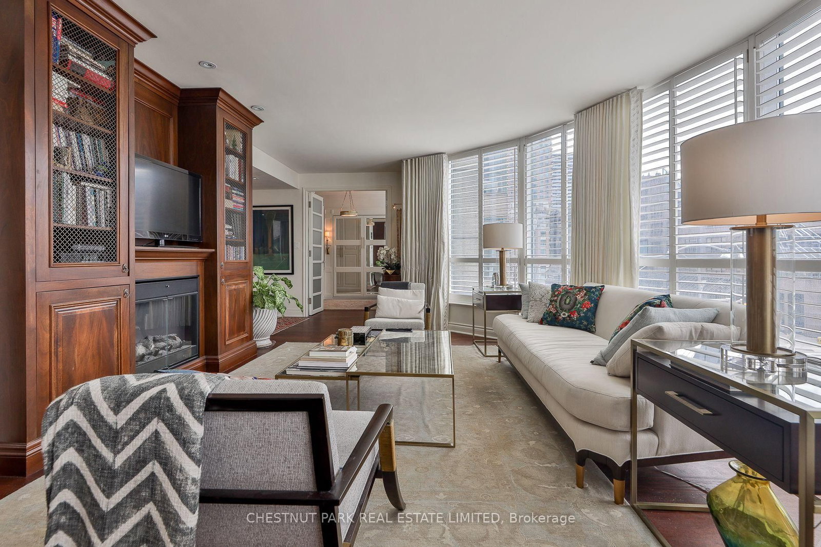 77 Avenue Road, Unit 204 - Photo 5