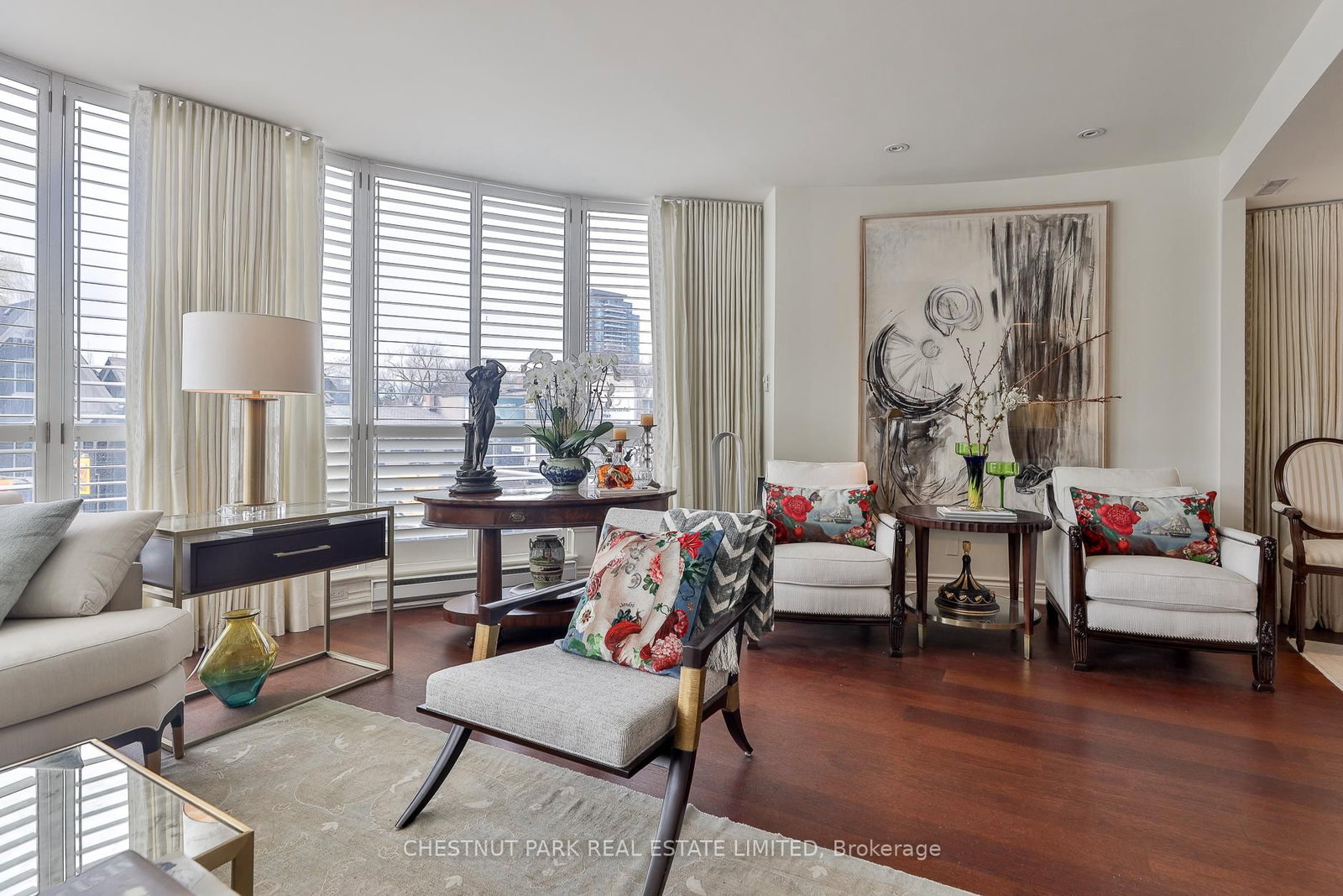 77 Avenue Road, Unit 204 - Photo 7