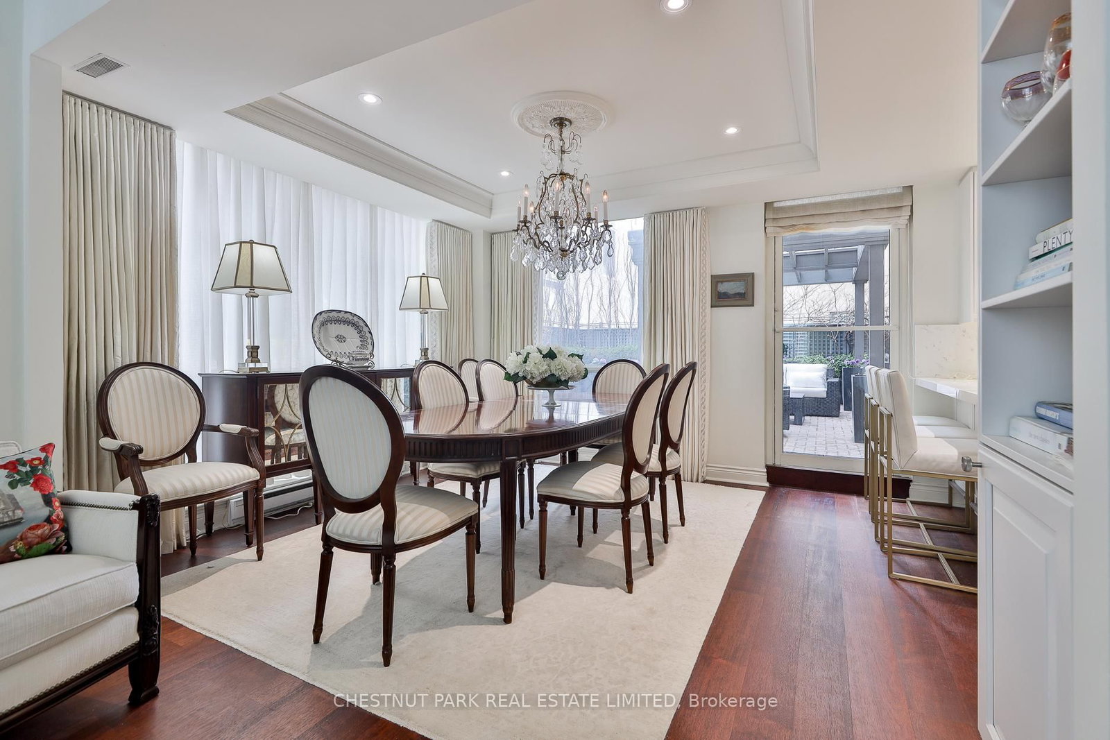 77 Avenue Road, Unit 204 - Photo 9