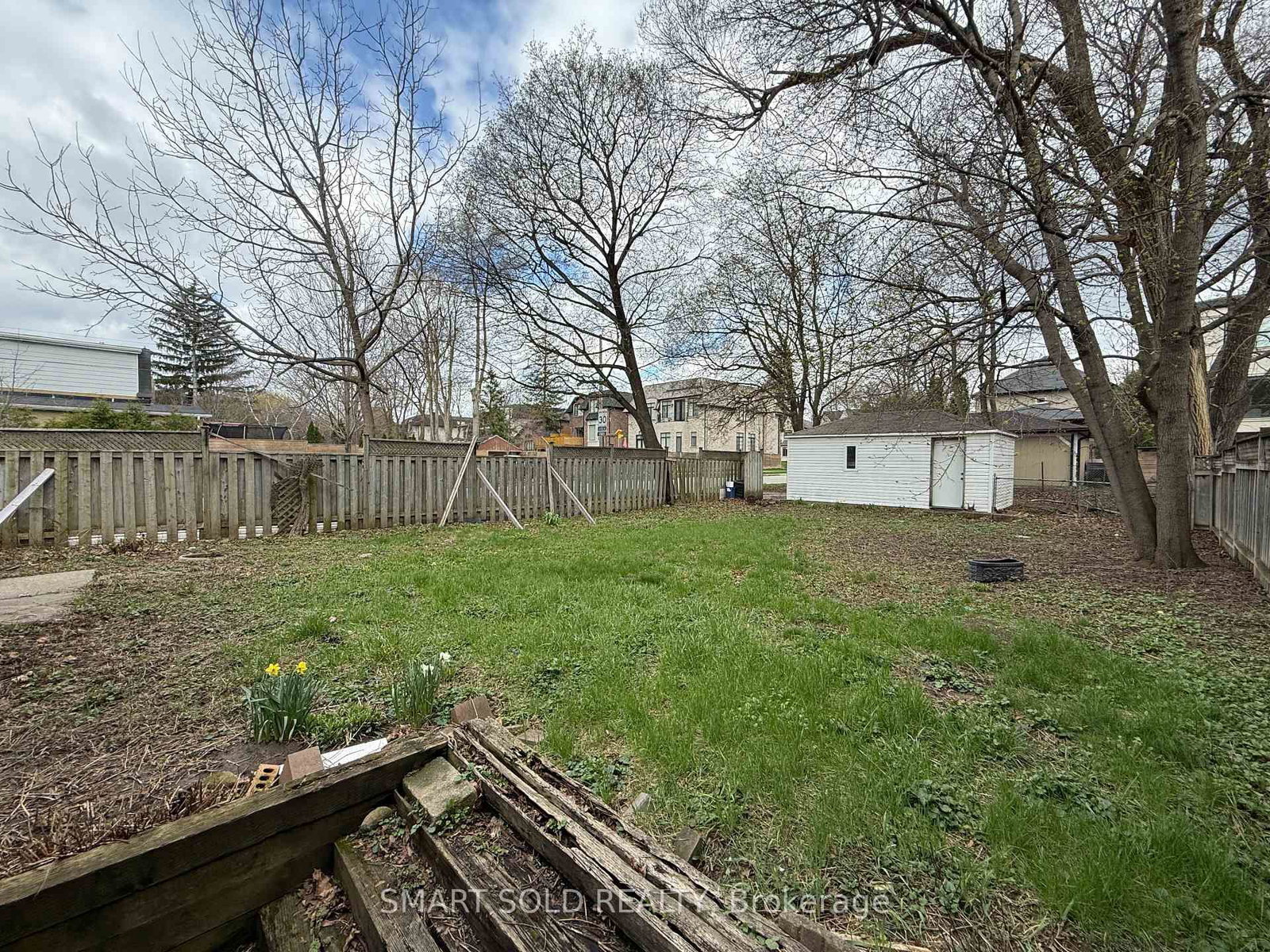 204 Cameron Avenue - Photo 14