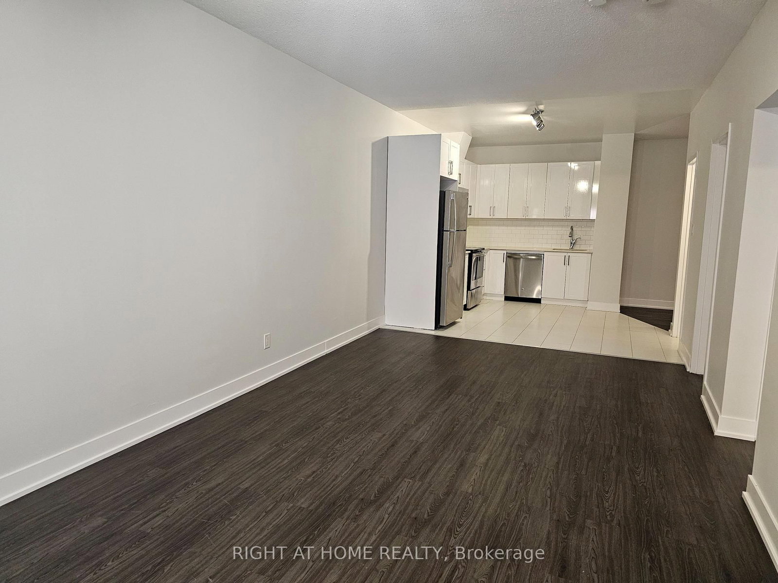 1801 Eglinton Avenue W, Unit 304 - Photo 10