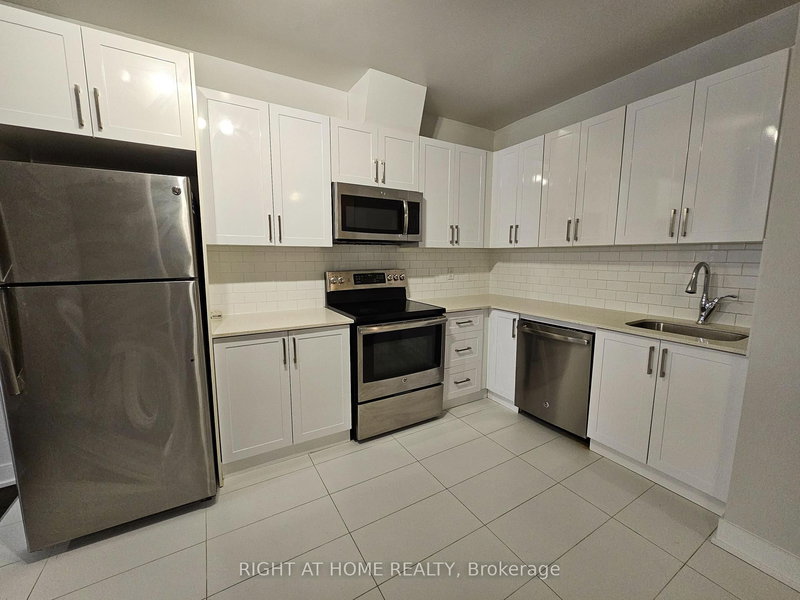 304 - 1801 Eglinton Ave W, Toronto, M6E 2H8 | Image 2