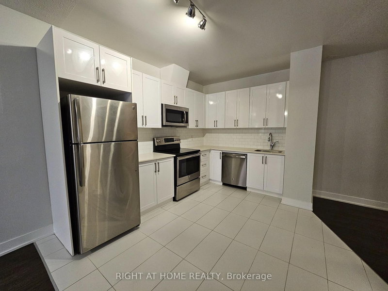 304 - 1801 Eglinton Ave W, Toronto, M6E 2H8 | Image 3