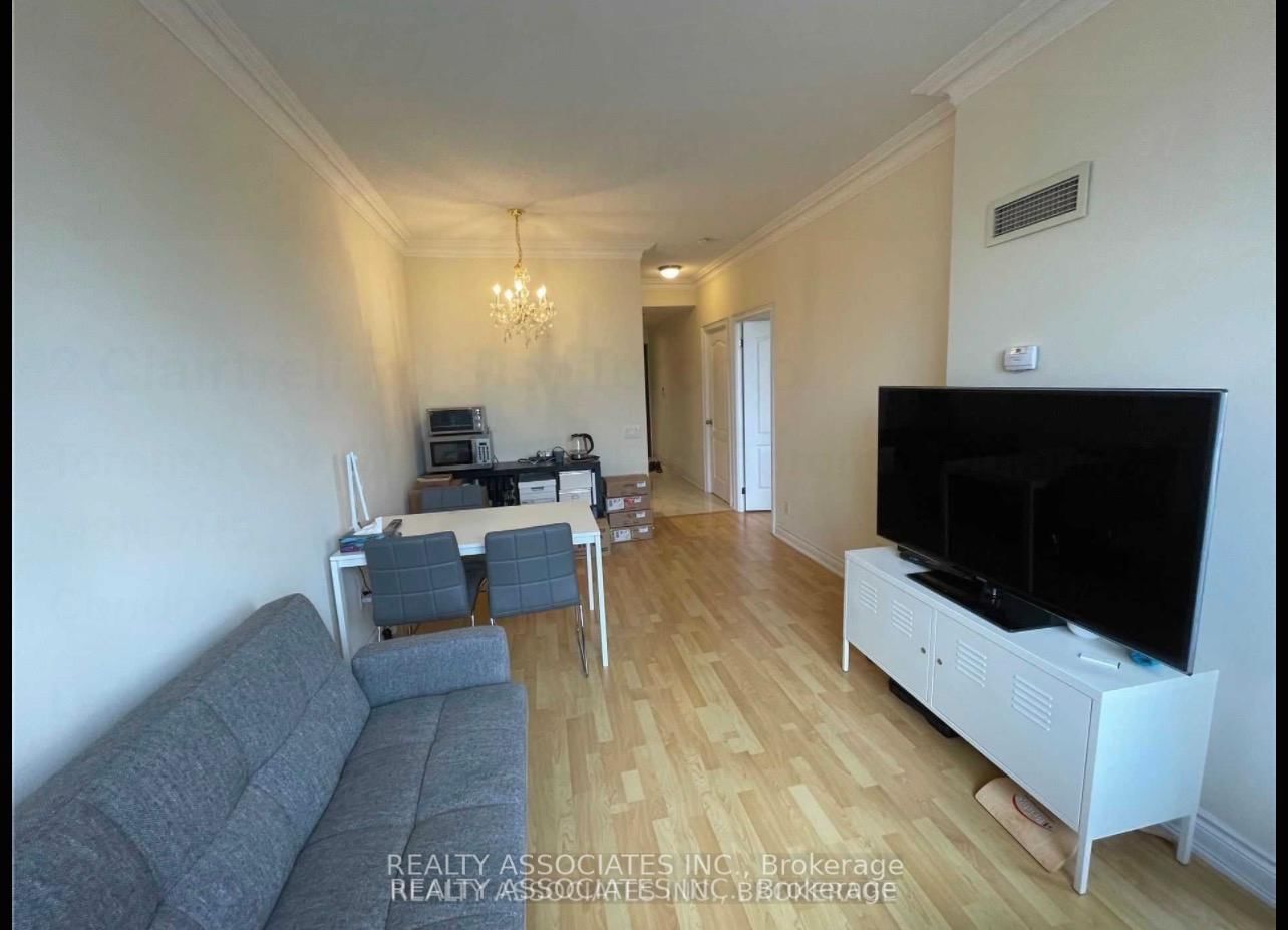 2 Clairtrell Road, Unit 815 - Photo 14