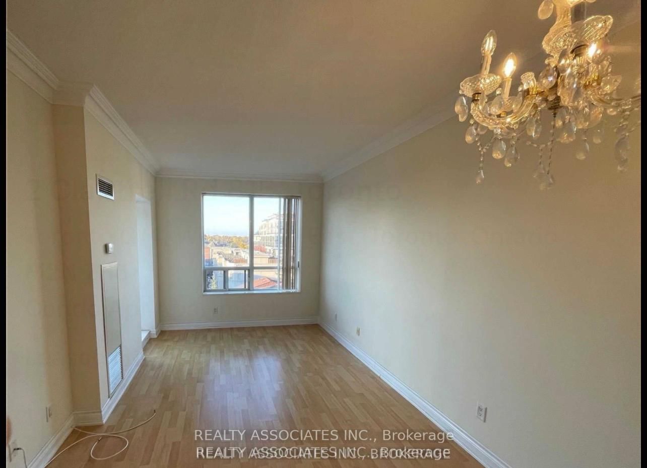 2 Clairtrell Road, Unit 815 - Photo 15