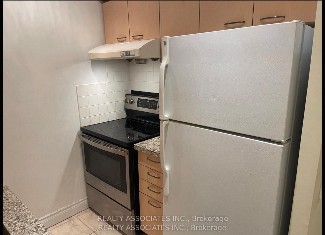 2 Clairtrell Road, Unit 815 - Photo 20