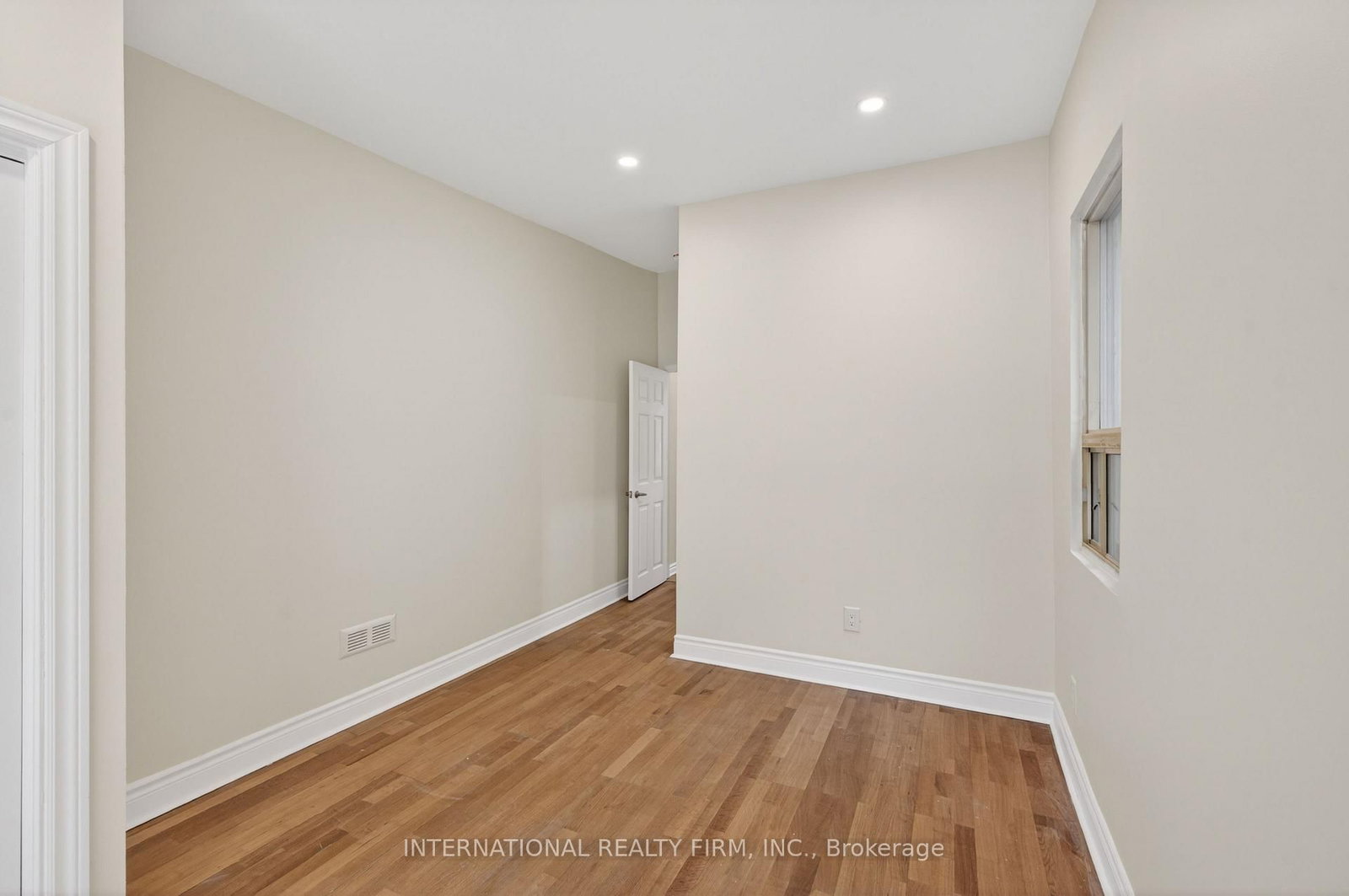 269 Ontario Street, Unit 2 - Photo 11