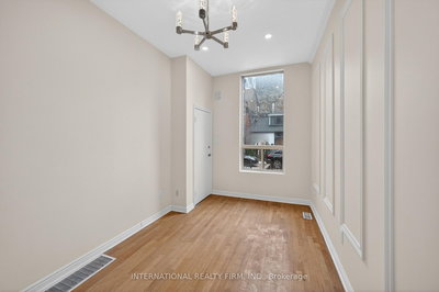 2-269 Ontario Street, Toronto, Ontario image-0-4