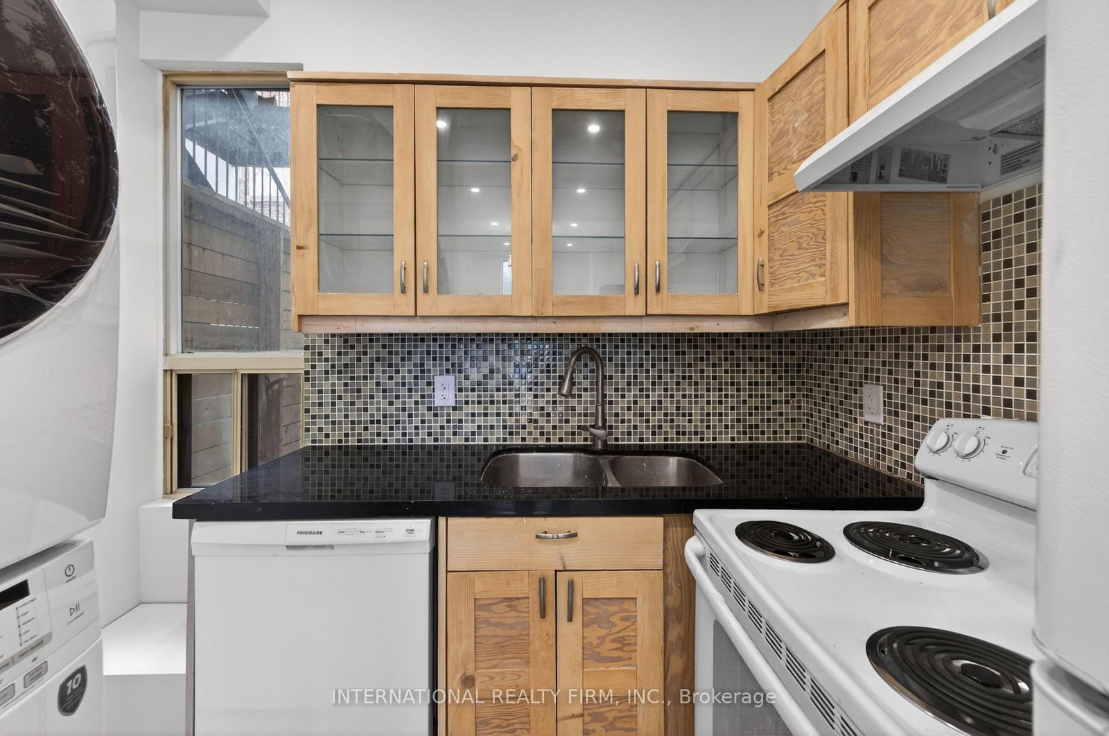 269 Ontario Street, Unit 2 - Photo 8