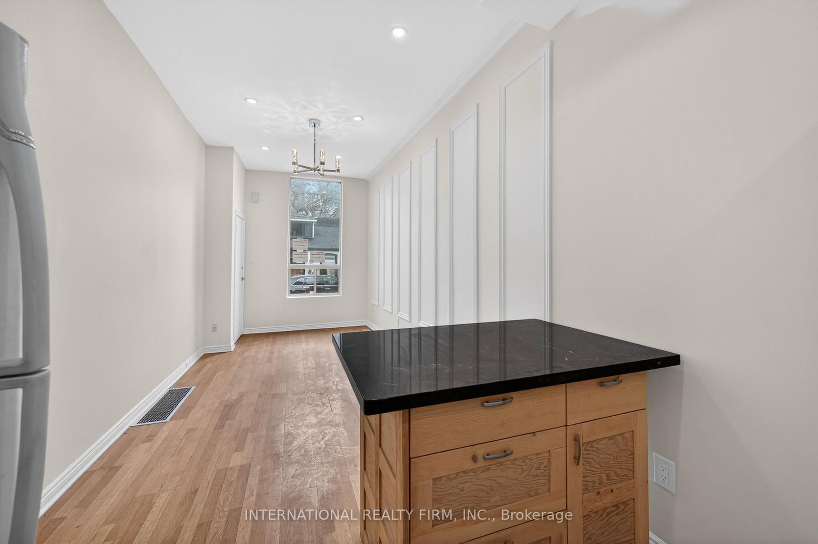 269 Ontario Street, Unit 2 - Photo 9