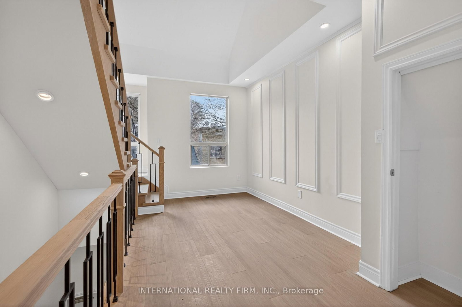 269 Ontario Street, Unit 1 - Photo 5