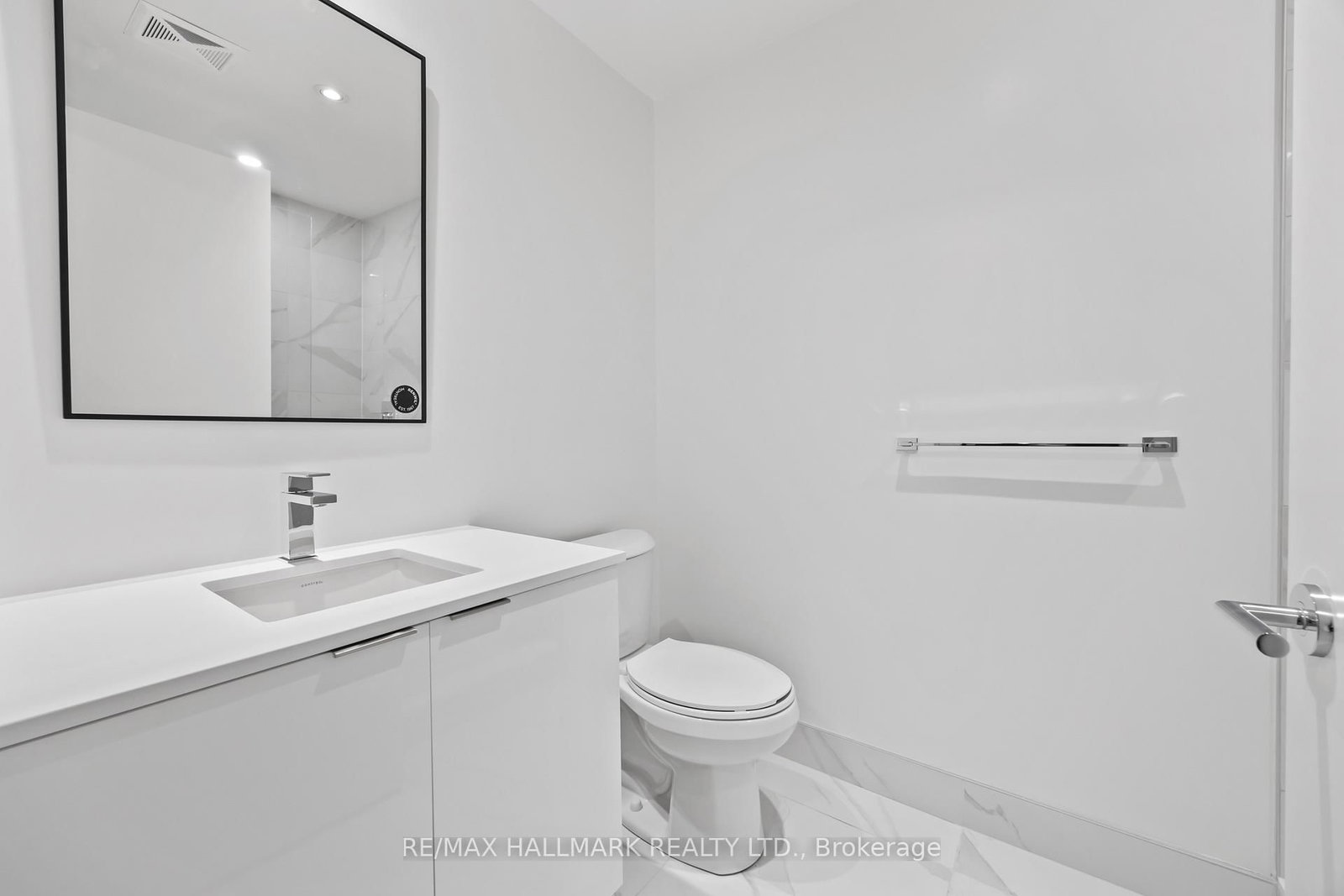 863 St. Clair Avenue W, Unit 403 - Photo 25