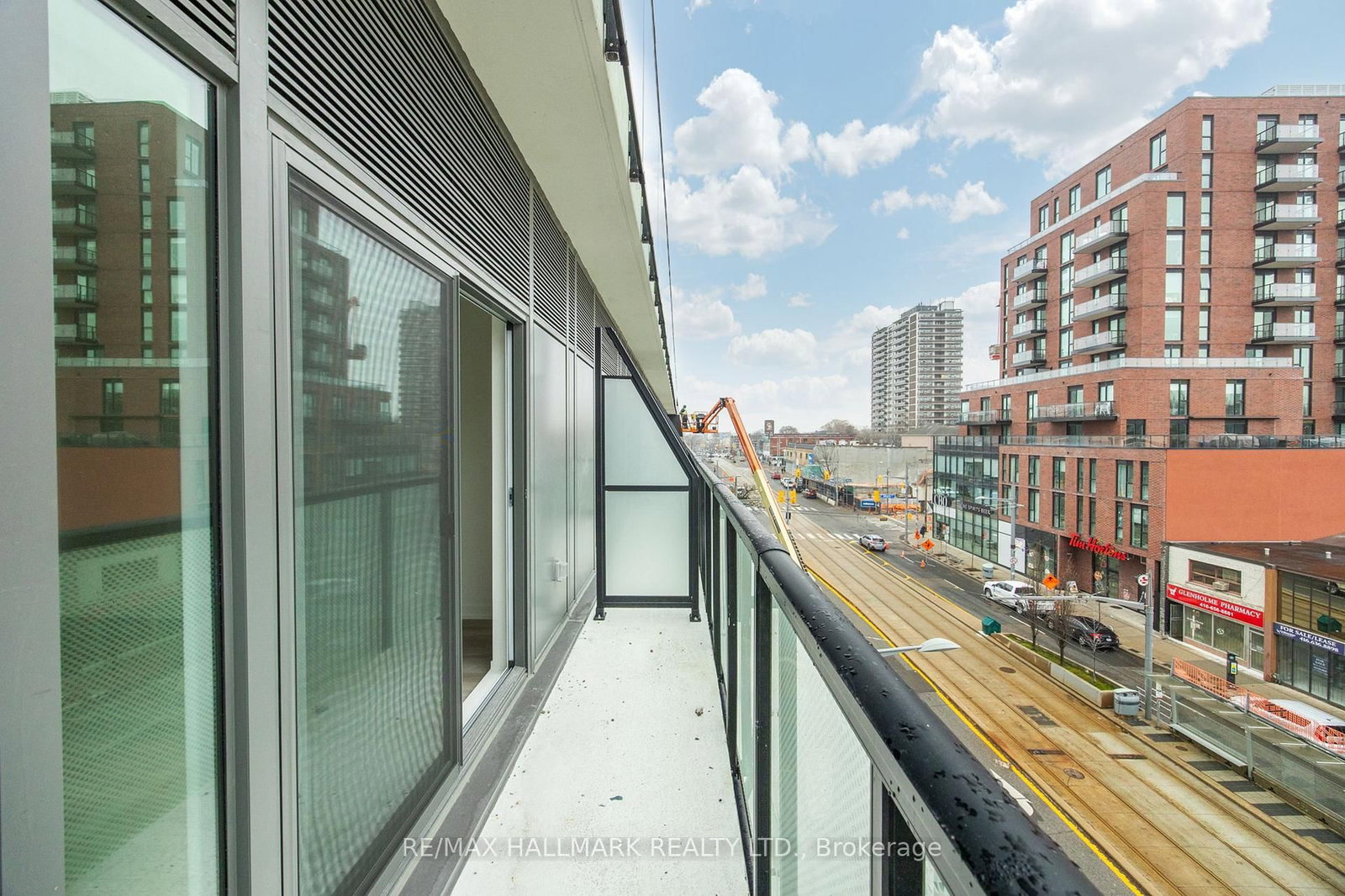 863 St. Clair Avenue W, Unit 403 - Photo 31