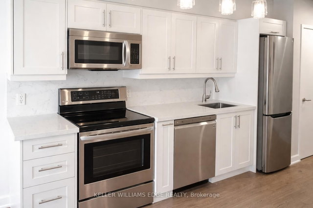 1013 - 21 Nelson Street