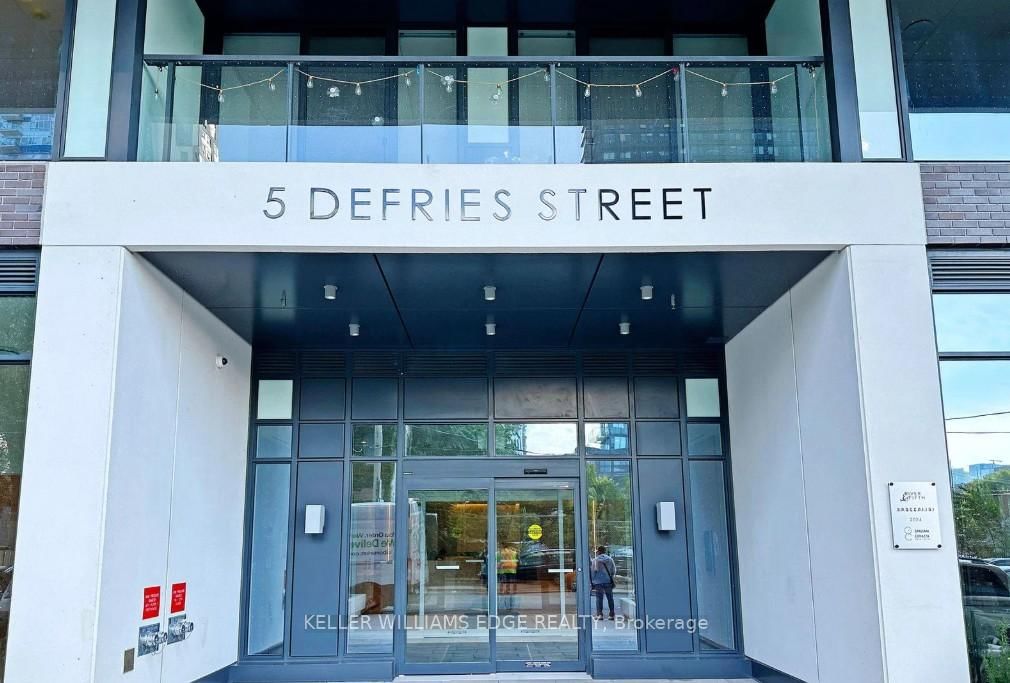 5 Defries Street, Unit 2711 - Photo 12