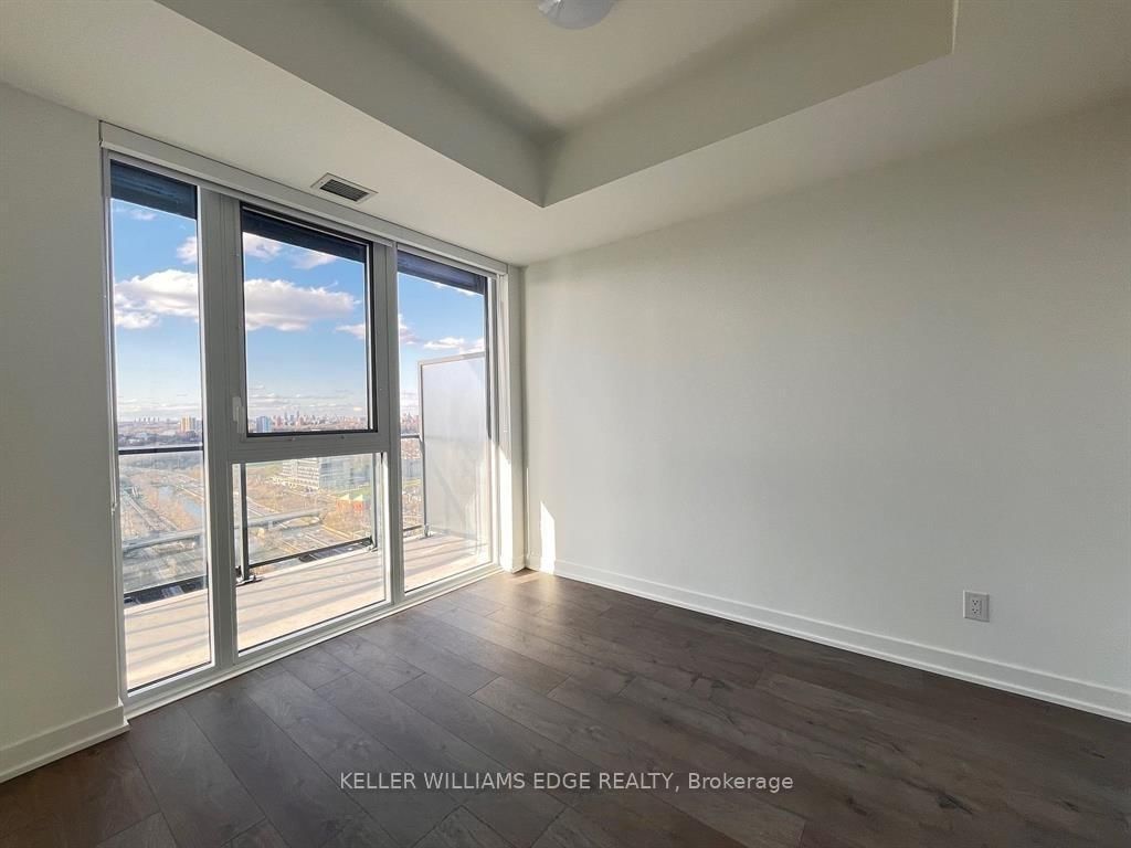 5 Defries Street, Unit 2711 - Photo 4