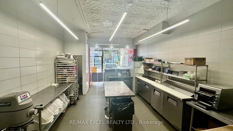 1112 Queen St W, Toronto, M6J 1H9 | Image 3