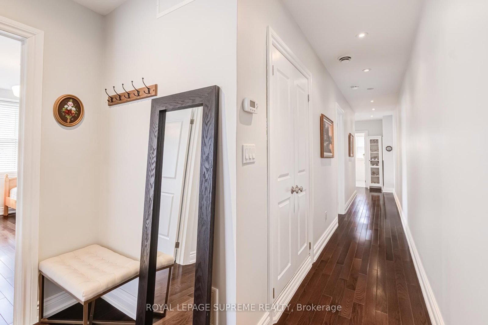 1612 Dundas Street W - Photo 18