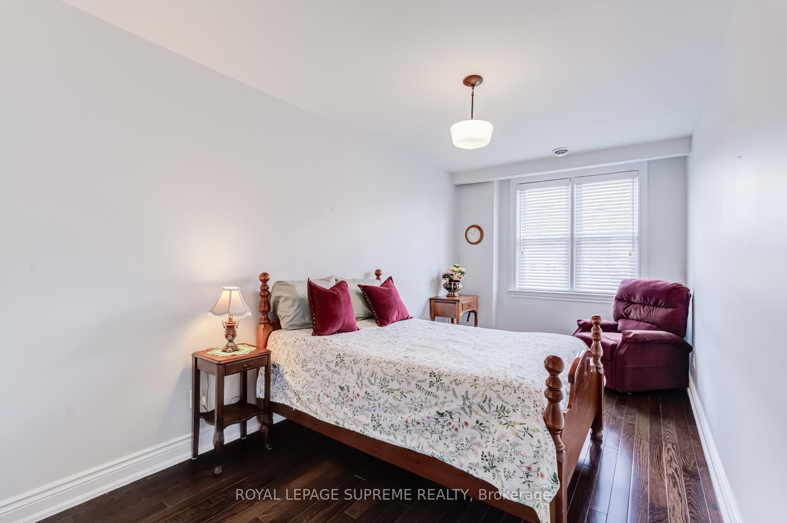 1612 Dundas Street W - Photo 21