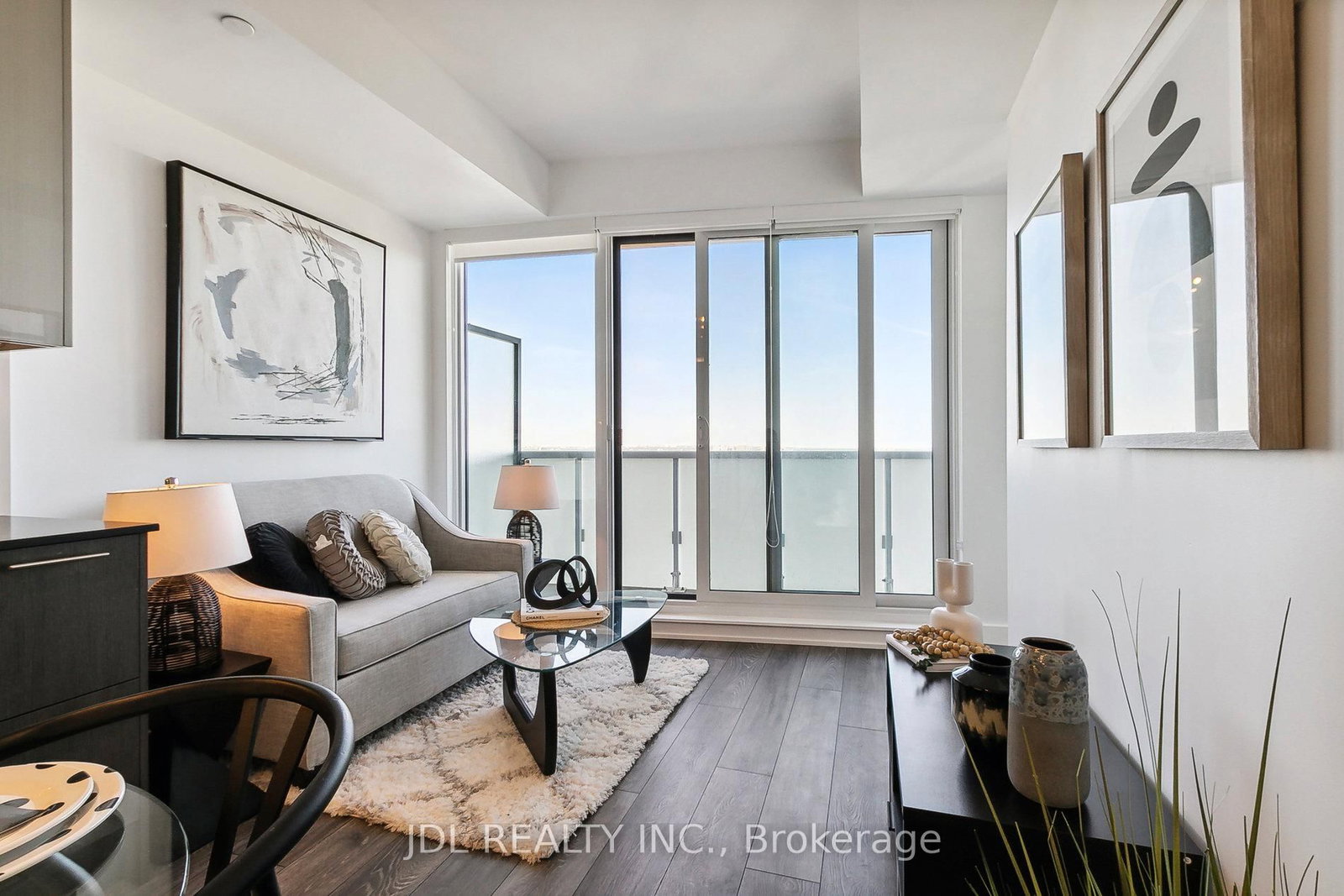 403 Church Street, Unit 3911 - Photo 4