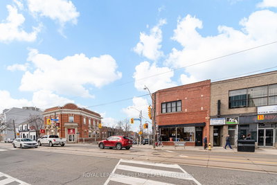 1612 Dundas St | Toronto | Image