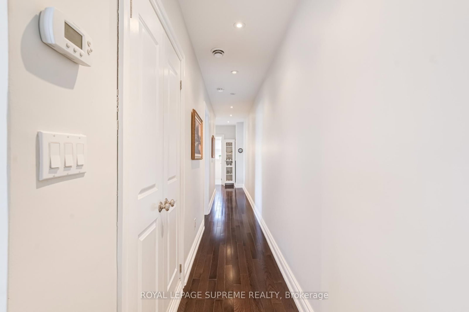 1612 Dundas Street W - Photo 17