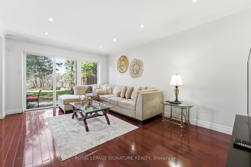 6 Crimson Millway, Toronto, M2L 1T6 | Image 3