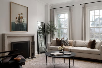 68 Dawlish Avenue, Toronto, Ontario image-0-4