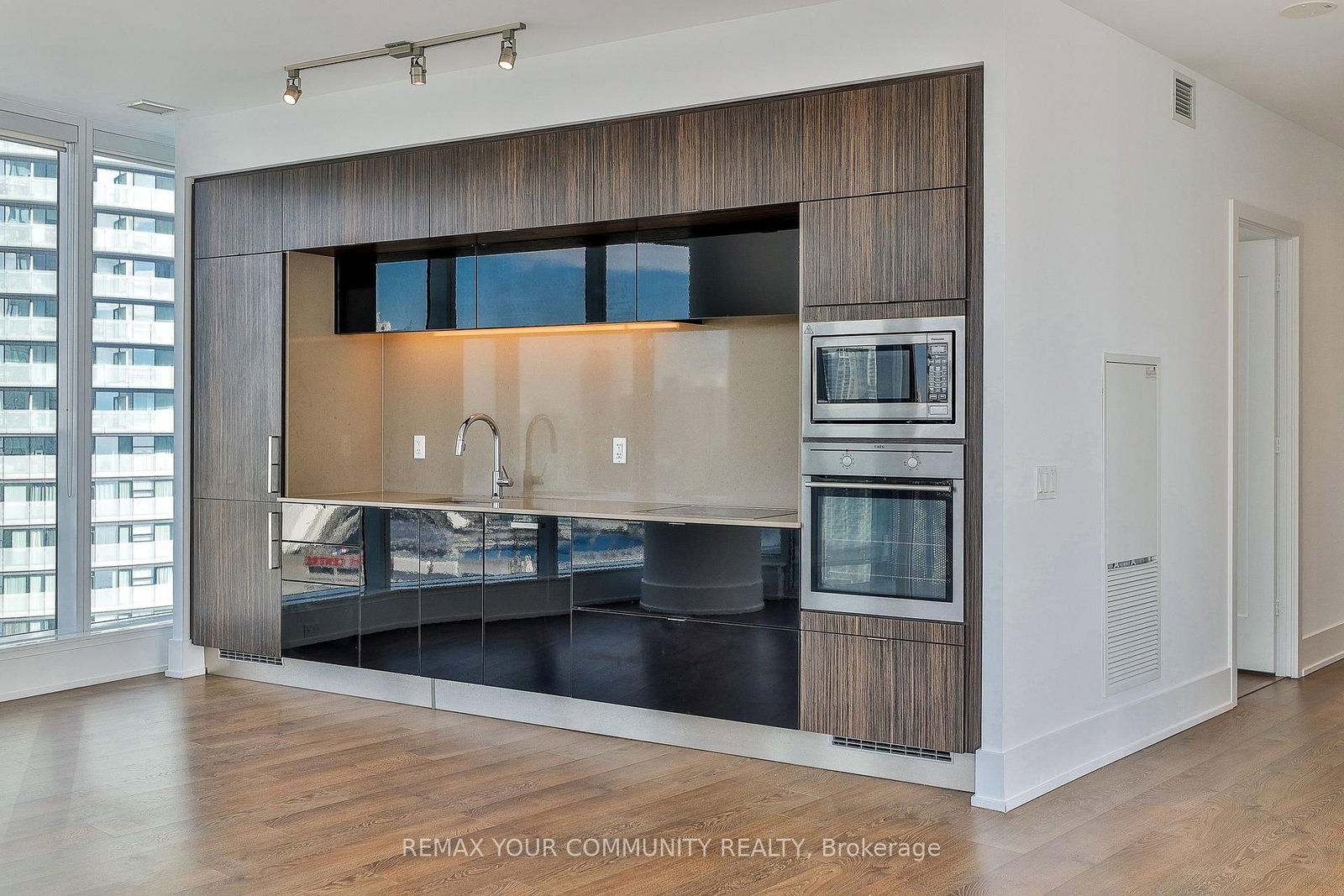 10 York Street, Unit 3410 - Photo 25