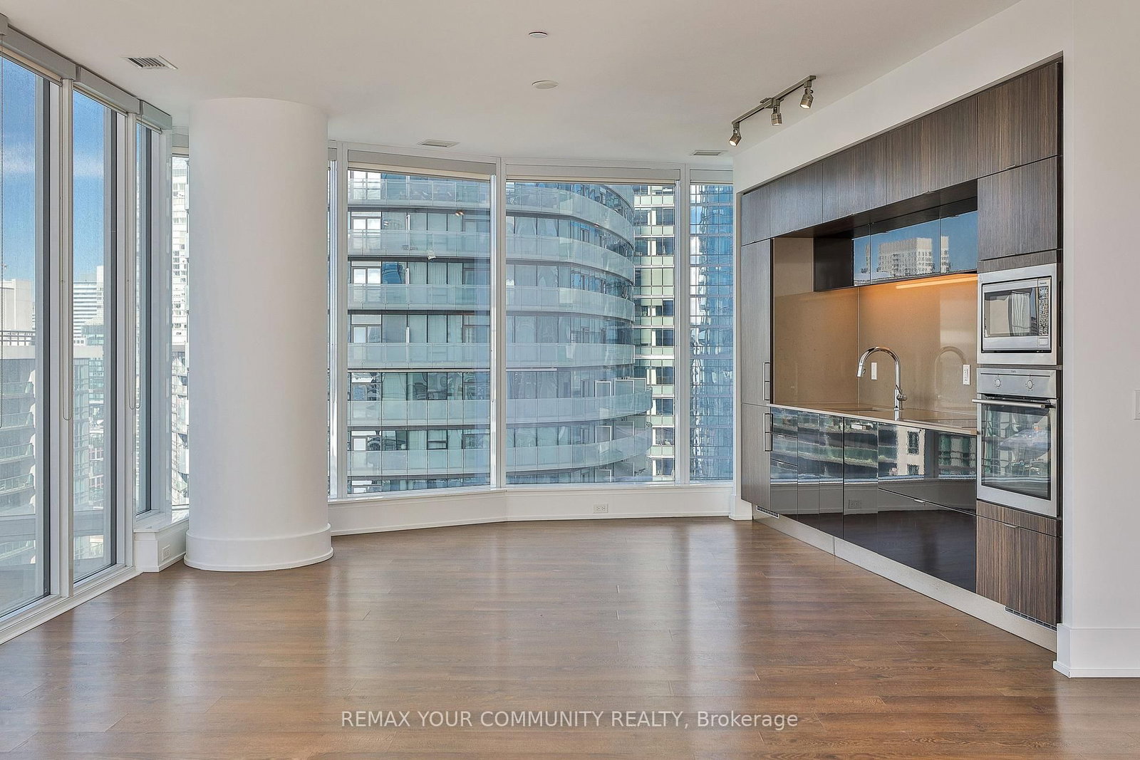 10 York Street, Unit 3410 - Photo 26