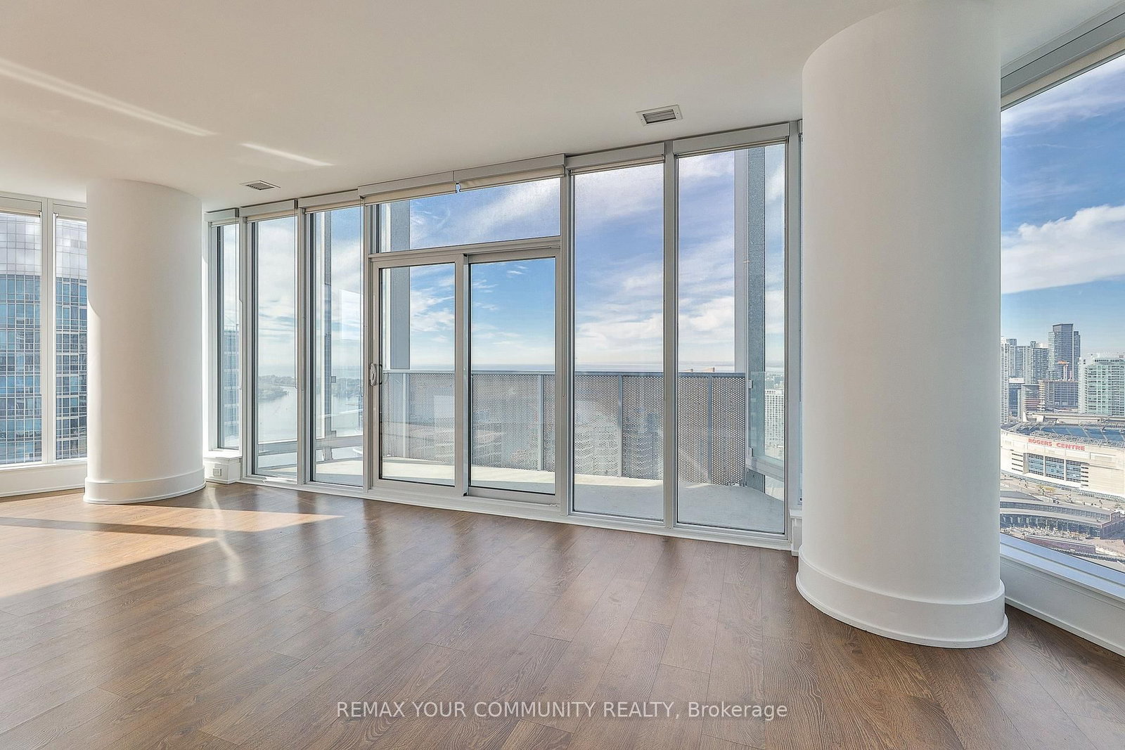 10 York Street, Unit 3410 - Photo 32