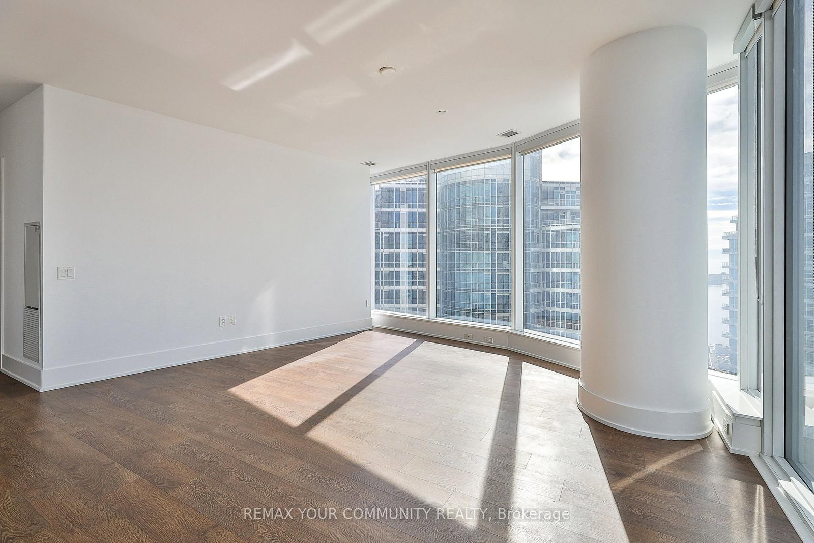 10 York Street, Unit 3410 - Photo 36