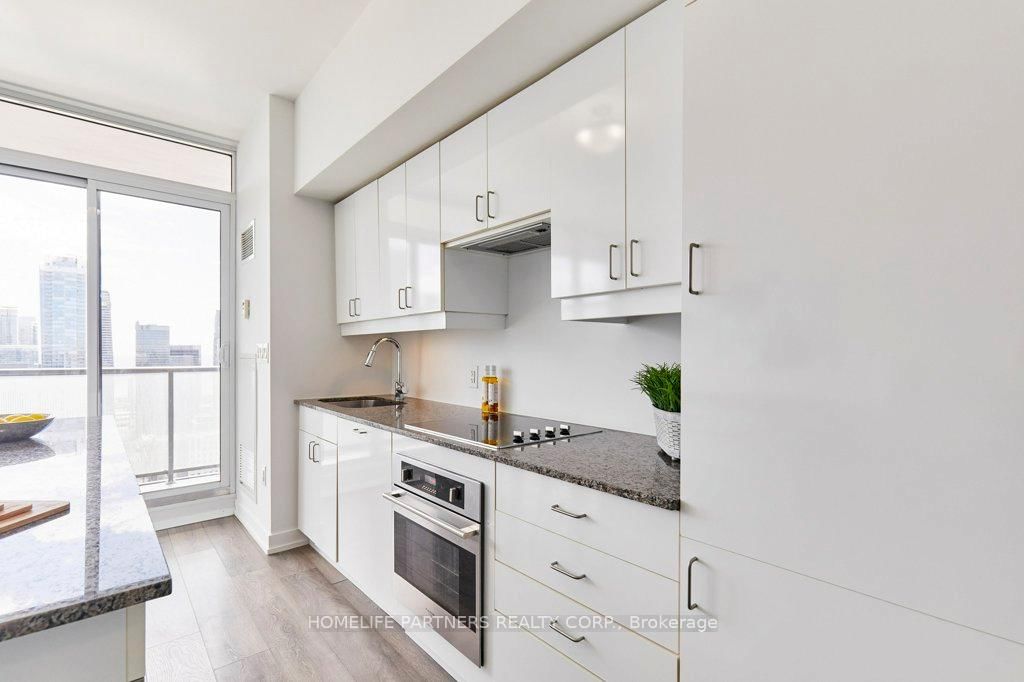 426 University Avenue, Unit P306 - Photo 9