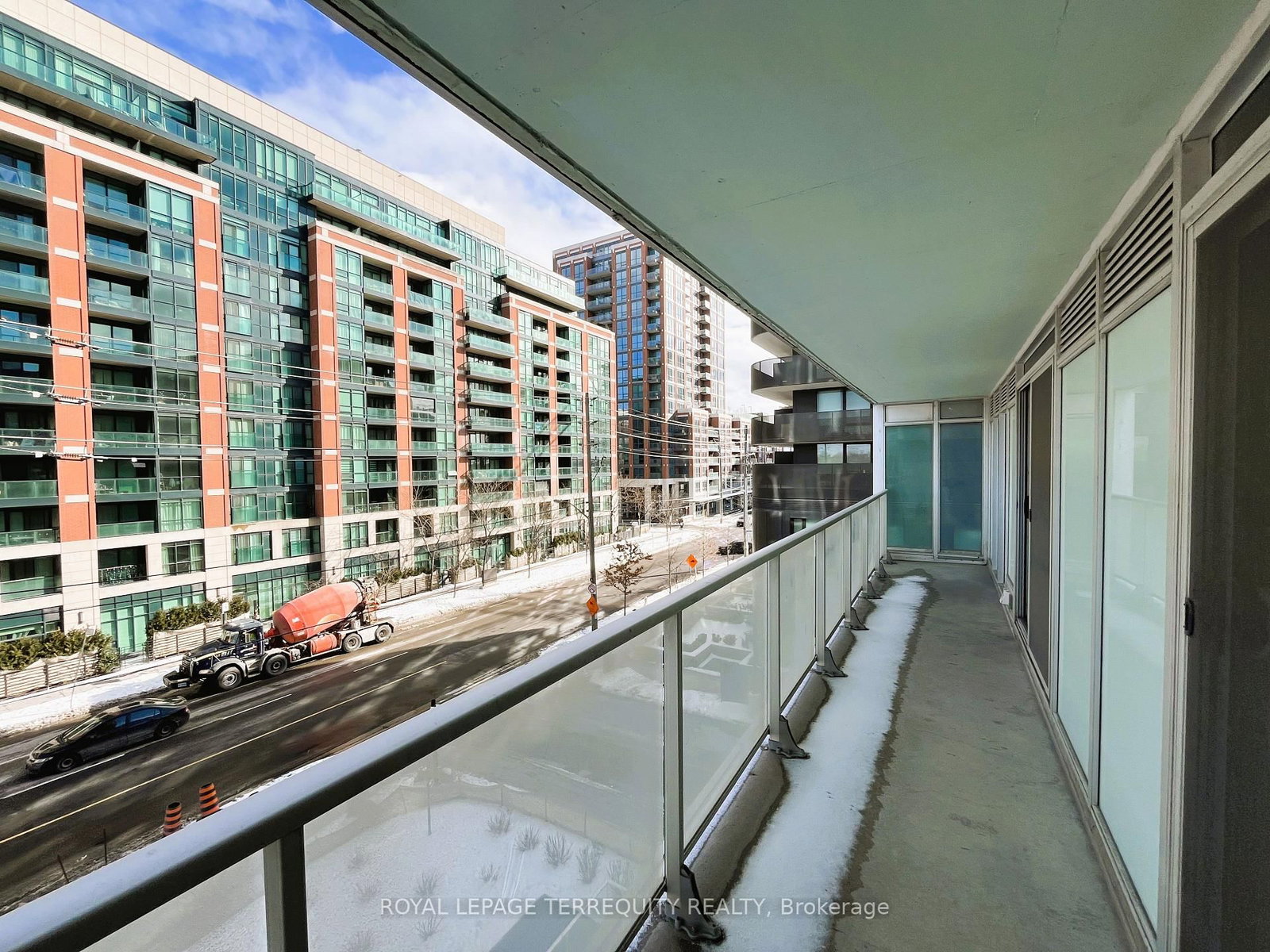 555 Wilson Avenue, Unit E318 - Photo 18