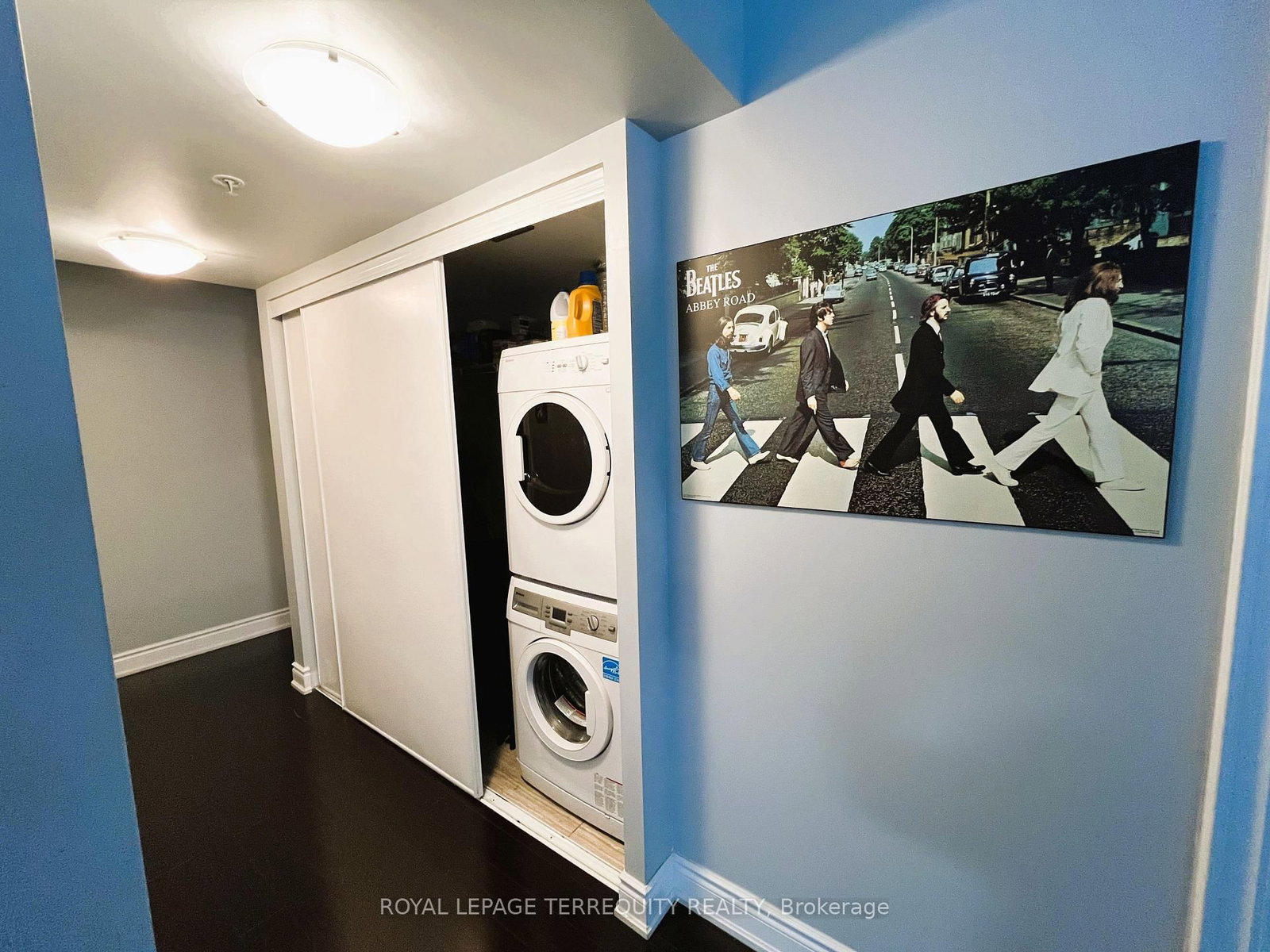 555 Wilson Avenue, Unit E318 - Photo 8