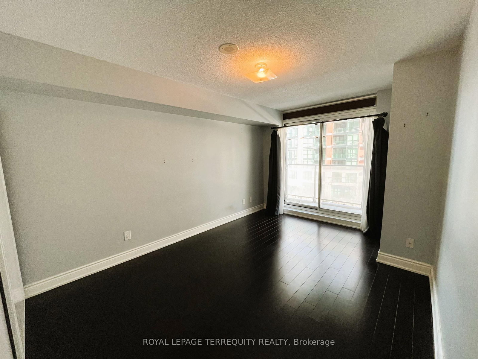 555 Wilson Avenue, Unit E318 - Photo 9