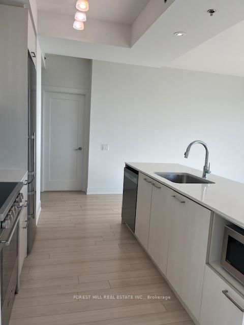 310 Tweedsmuir Avenue, Unit 1702 - Photo 19