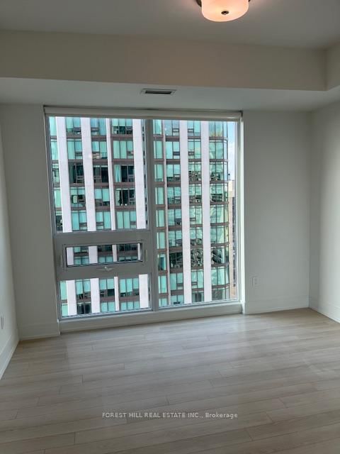 310 Tweedsmuir Avenue, Unit 1702 - Photo 25