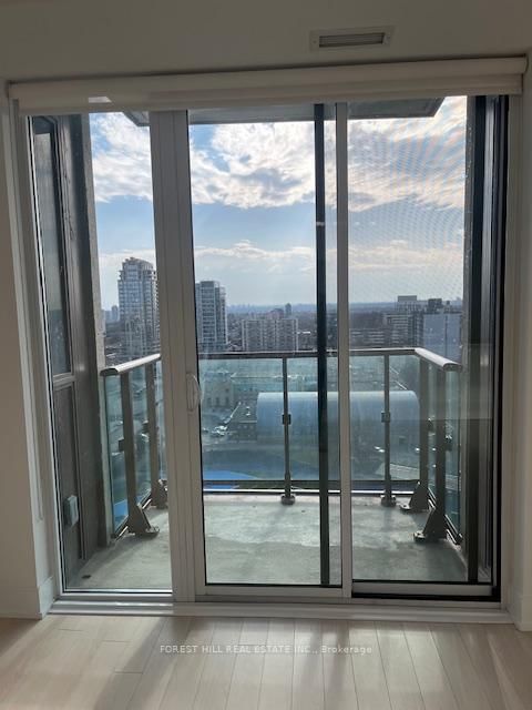 310 Tweedsmuir Avenue, Unit 1702 - Photo 28