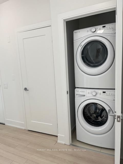 310 Tweedsmuir Avenue, Unit 1702 - Photo 5