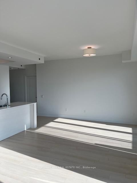 310 Tweedsmuir Avenue, Unit 1702 - Photo 8