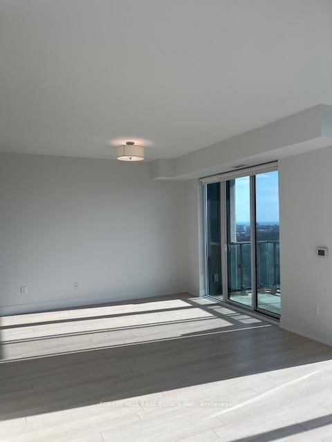 310 Tweedsmuir Avenue, Unit 1702 - Photo 9